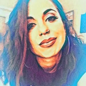 Meet your Posher, Liz